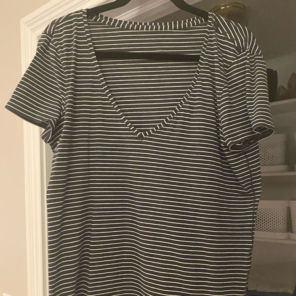 Lululemon Love Tee